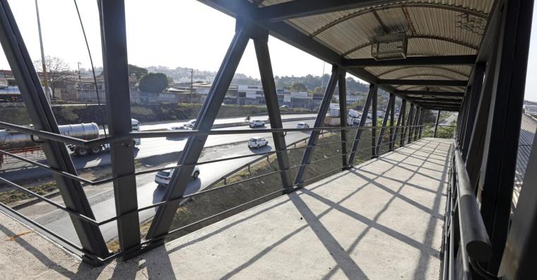 Passarela no Novo Anel