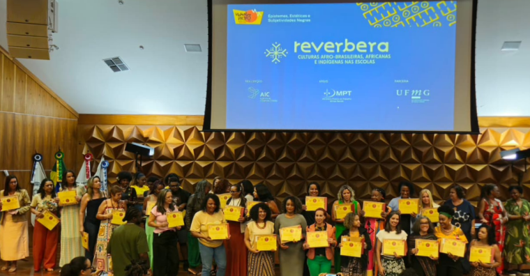 Escolas municipais recebem selo em reconhecimento ao ensino de história afro-brasileira e indígena