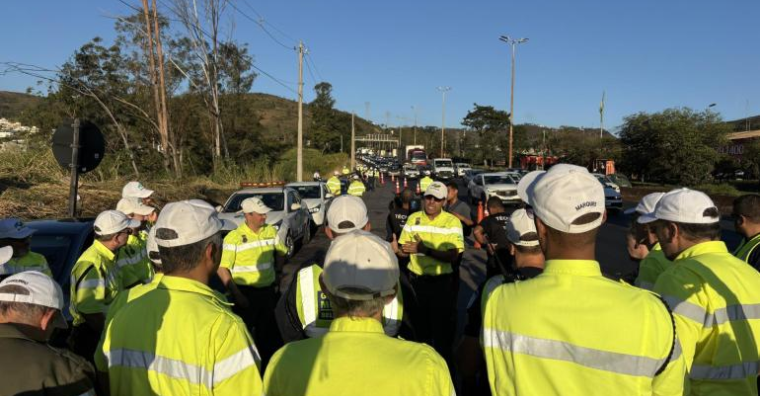 Agentes da BHTRANS em treinamento para fiscalização do Novo Anel 