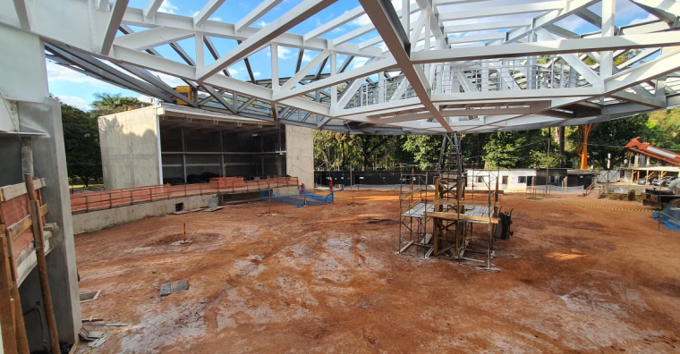 Obras no Espaço Multiuso 