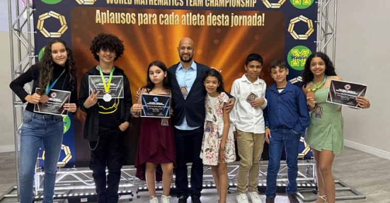 Alunos da rede municipal são premiados em Olimpíada Internacional de Matemática