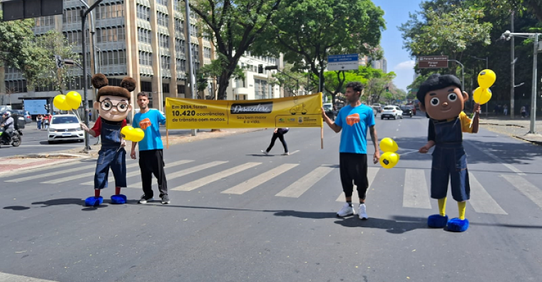 Campanha sobre trânsito seguro segue com atividades na rodoviária, Novo Anel e Praça da Liberdade