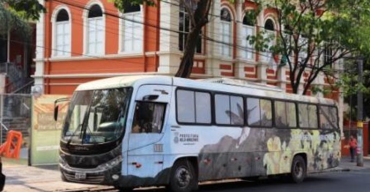 Ônibus Expresso Ambiental.