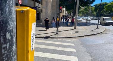 Novos dispositivos de aviso sonoro garantem segurança na travessia de pedestres