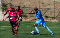 Veteranos entram em campo por mais uma rodada da Copa Centenário neste sábado