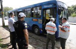  Passageiro reclama e operação Tolerância Zero fiscaliza ônibus na Pampulha