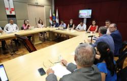  Prefeitura apresenta projetos do Centro de Todo Mundo para a CDL 