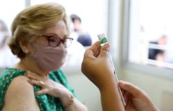 PBH já aplicou 40 mil doses de vacina contra a gripe no público prioritário
