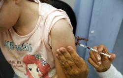 PBH reforça chamado para ampliar vacinação contra a dengue