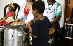 Centro POP Miguilim realiza ensaio para bloco de Carnaval da Unidade