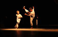 Programa Escola Integrada leva a capoeira para as salas de aula