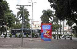 Totem instalado pela PBH traz a contagem regressiva para o Carnaval de 2026