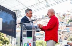 Álvaro Damião e presidente Lula acertam assinatura de contrato para compra de ônibus elétricos