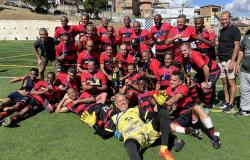 Equipe do Bairro Vera Cruz é campeã da categoria Master 50 da Copa Centenário