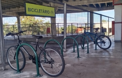 Estação Pampulha incrementa bicicletário com implantação de 30 novos paraciclos
