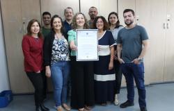 Prefeitura recebe certificado nacional pelo Orçamento Temático da Mulher