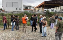 Alunos da UNIFAL-MG participam de visita técnica à Defesa Civil de Belo Horizonte