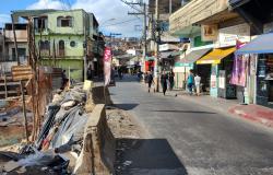 PBH inicia obras para conter erosão na Rua Independência, no Cabana do Pai Tomás