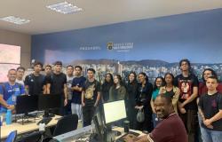 Prodabel recebe visita de alunos do SENAI