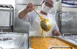 Restaurante Popular Herbert de Souza completa 32 anos com três dias de celebração