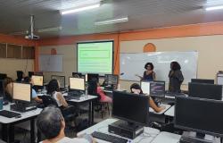 Programa de Inclusão Digital da PBH já emitiu mais de 11 mil certificados para mulheres