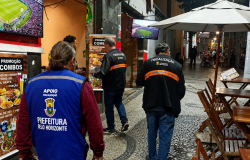 PBH fiscaliza bares da Avenida Amazonas sobre poluição sonora, ocupação de calçadas e regras urbanas