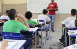 PBH lança edital de concurso público da Educação com 512 vagas