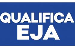 O termo 'Qualifica EJA' escrito de branco em fundo azul