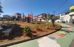 Praça no Vale do Jatobá, na Regional Barreiro, recebe melhorias e população ganha novo espaço para lazer 