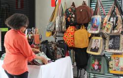 Artesãos da Feira PEC expõem produtos no TJMG na semana das mães