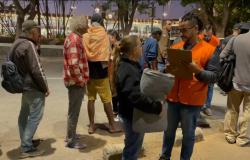 PBH intensifica ações para atendimento de pessoas em situação de rua, com distribuição de cobertores e vacinação