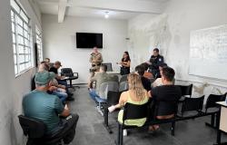 Acordo entre comerciantes e PBH prevê que bares da Avenida Guarapari poderão funcionar até 2h da manhã 