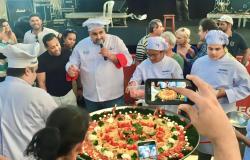 Prefeitura de BH promove capacitação em gastronomia com chef Rocco