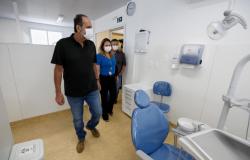 Prefeito Alexandre Kalil conhece instalação de centro de saúde e acompanha funcionamento de novos equipamentos da unidade