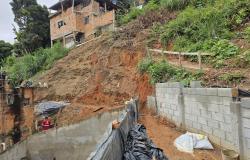 Obras de contenção de risco geológico são executadas em Belo Horizonte