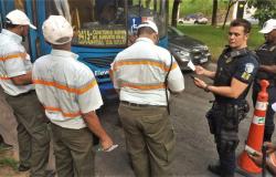 Fiscalização da Tolerância Zero da PBH aborda ônibus na região Nordeste 
