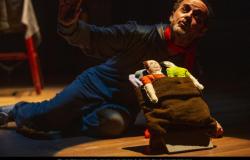 Espetáculo no Teatro Marília questiona a paternidade no molde tradicional