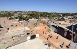 PBH leva urbanização e melhorias na qualidade de vida à Comunidade Dandara Imagens da região da Comunidade Dandara durantes a urbanização