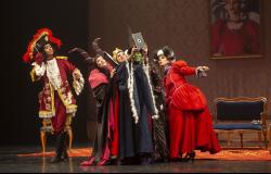 Teatro Francisco Nunes recebe espetáculo infantil “Encontro de Vilões”