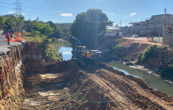 PBH inicia obras de drenagem e contenção de encosta na Rua Luiz Franzen de Lima