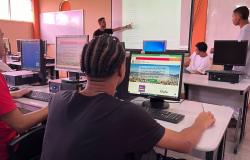 Prefeitura certifica 133 alunos do Programa de Inclusão Digital 