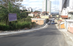 Prefeitura de BH conclui contenção de encosta e alargamento de rua do Ouro Preto