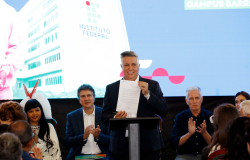 Prefeitura e Ministério da Educação assinam termo para implantação de Instituto Federal em BH