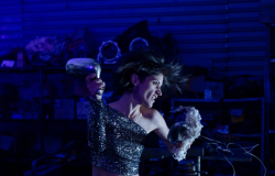 Universo das oficinas mecânicas inspira espetáculo do Terça da Dança