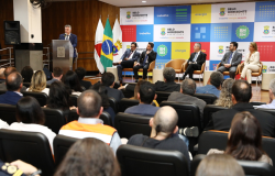 Prefeitura de BH lança programa para capacitar servidores que atuam nas compras públicas