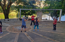 Aulas de Tai Chi Chuan são ofertadas gratuitamente para os cidadãos de BH