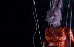 Espetáculo com marionetes será exibido no Teatro Raul Belém Machado 