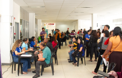 Feirão de Empregos da PBH atende mais de mil pessoas em busca de vaga no mercado de trabalho