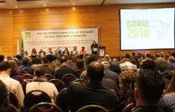 Muitos profissionais de educação assistem a abertura de VIII Conferência Municipal de Educação e da etapa municipal da Conae 2018.