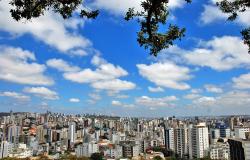 Imagem da cidade registrada no Mirante do Parque das Mangabeiras.